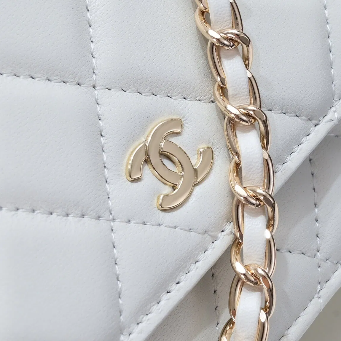 Chanel classic chain wallet — image 5
