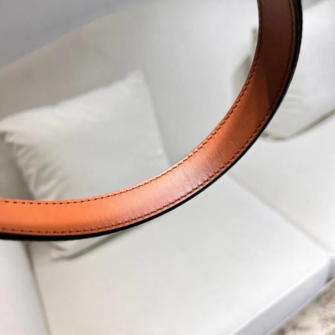 LV Diamond Plug Outlet — image 5