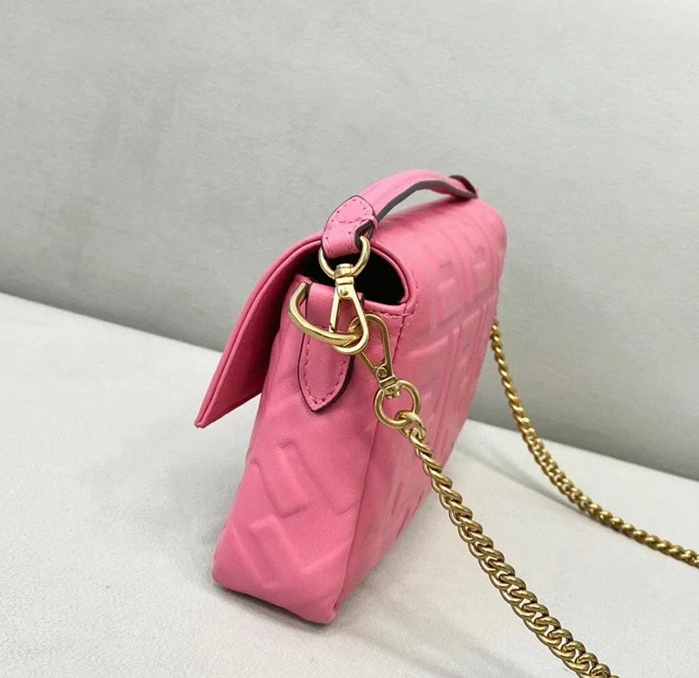 Top Quality Fendi Small Baguette Bag In Pink FF — image 7