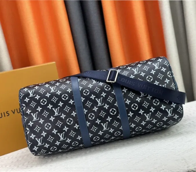 Louis Vuitton Monogram Gradient Canvas Keepall Bandouliere 50 In Navy Blue — image 5