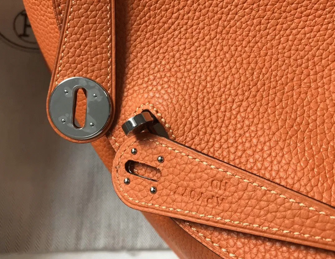 Copy Hermes Lindy 26cm handbag in orange — image 4