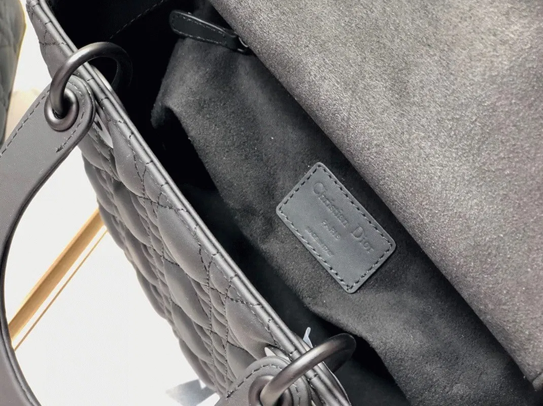 Dior Lady Dior Medium Bag in Black — image 3
