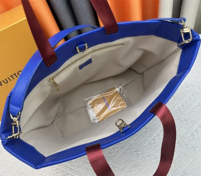 Louis Vuitton Other Leathers Shopper Cabas MM Tote In Blue — image 6