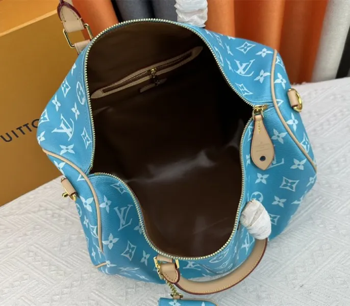 Louis Vuitton Speedy P9 Bandouliere 40 Bag In Turquoise — image 6