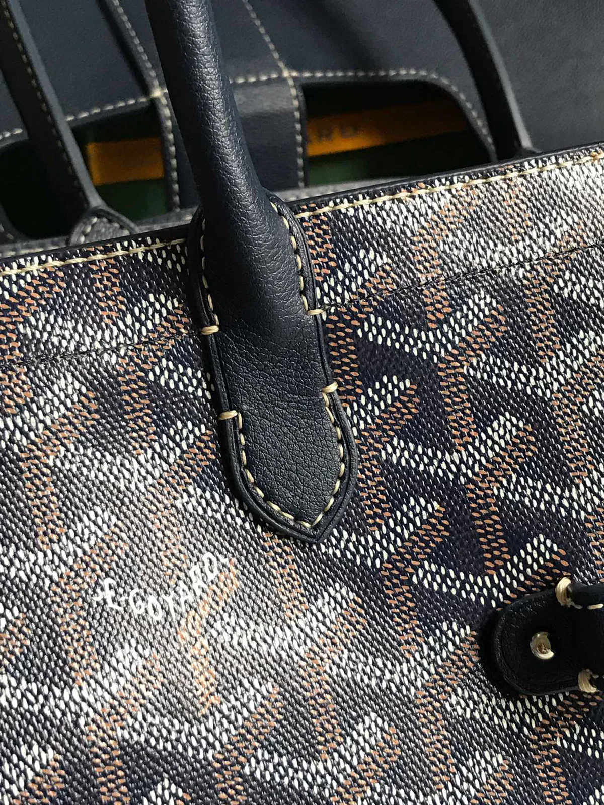 Saigon Tote bag — image 5
