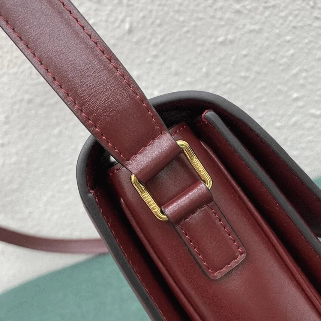 Top Quality Celine Triomphe Large Bag In Bordeaux — image 10