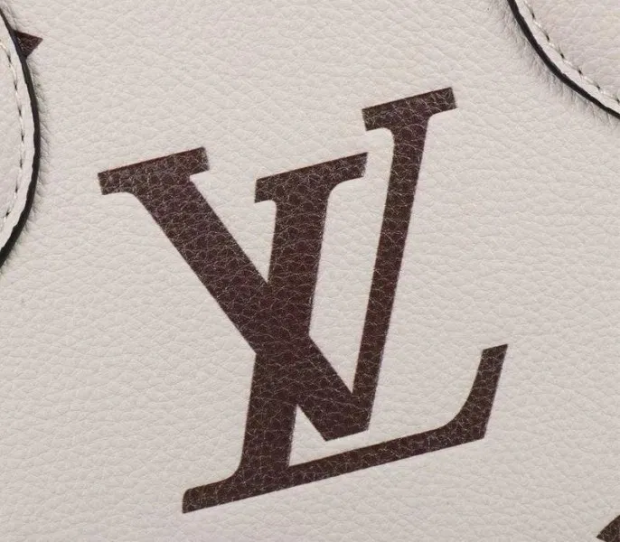 Louis Vuitton Bicolor Monogram Empreinte Leather Onthego PM Bag In Cream And Bois De Rose Pink — image 8