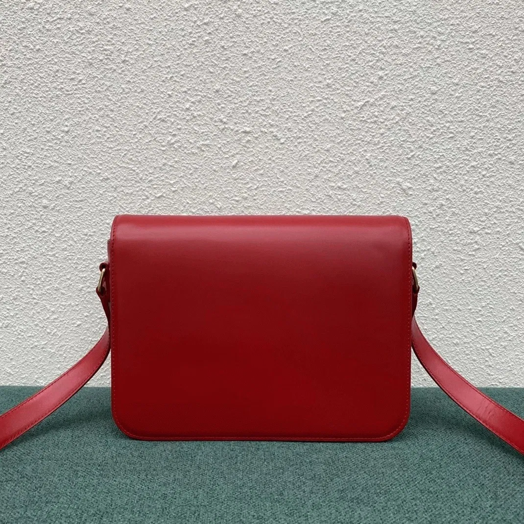 Top Quality Celine Triomphe Large Bag In Red — image 2