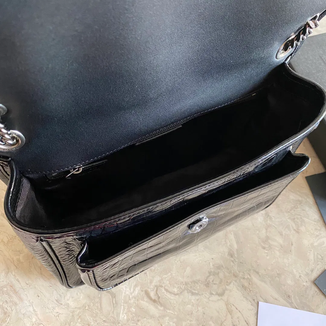 NIKI MEDIUM IN CRINKLED VINTAGE LEATHER — image 7