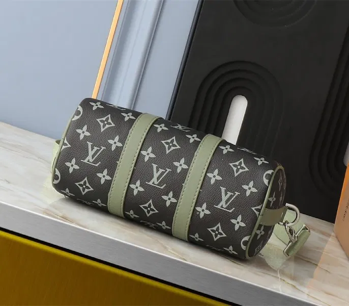 Louis Vuitton Monogram Gradient Canvas Keepall Bandouliere 25 City Bag In Khaki Green — image 4