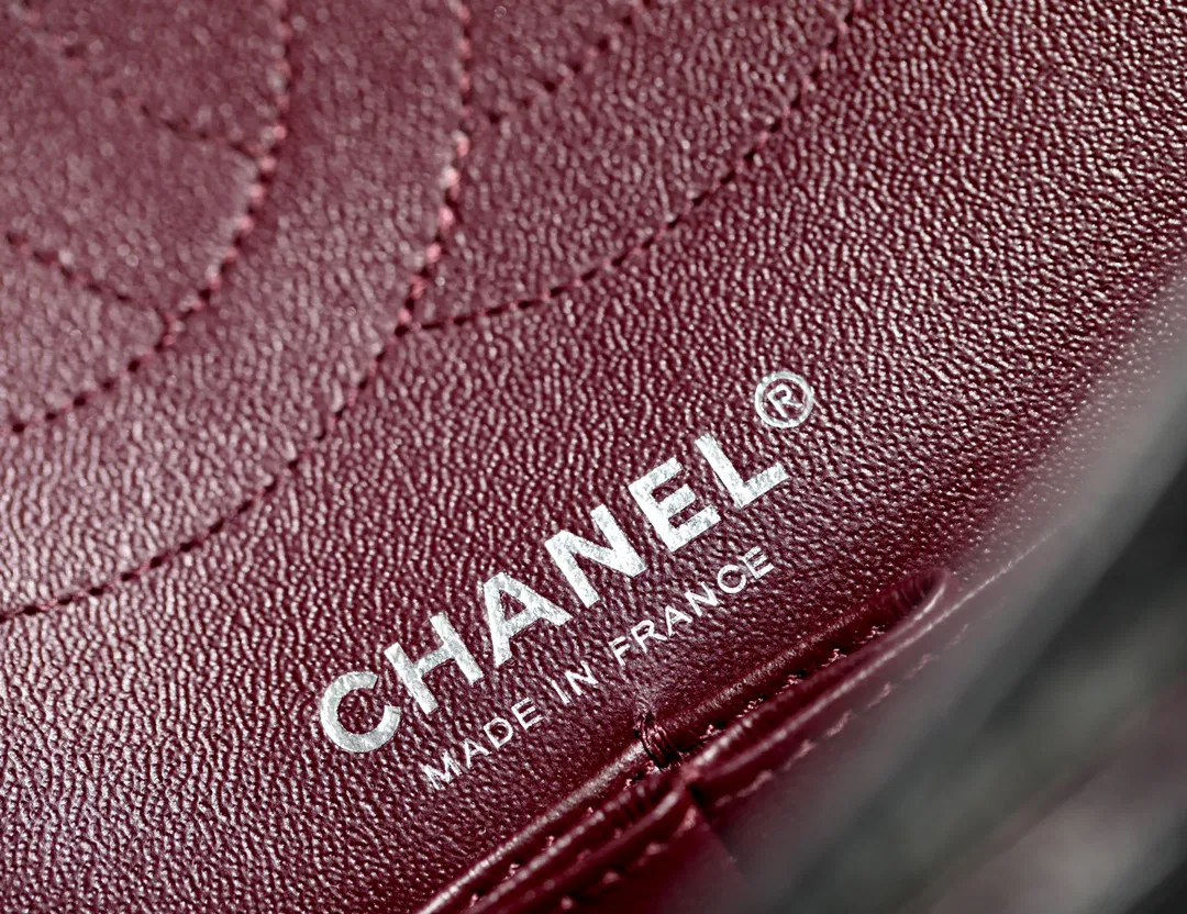 Classic flap bag — image 3