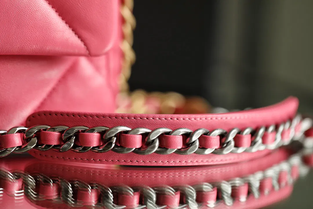 Chanel 19 — image 5