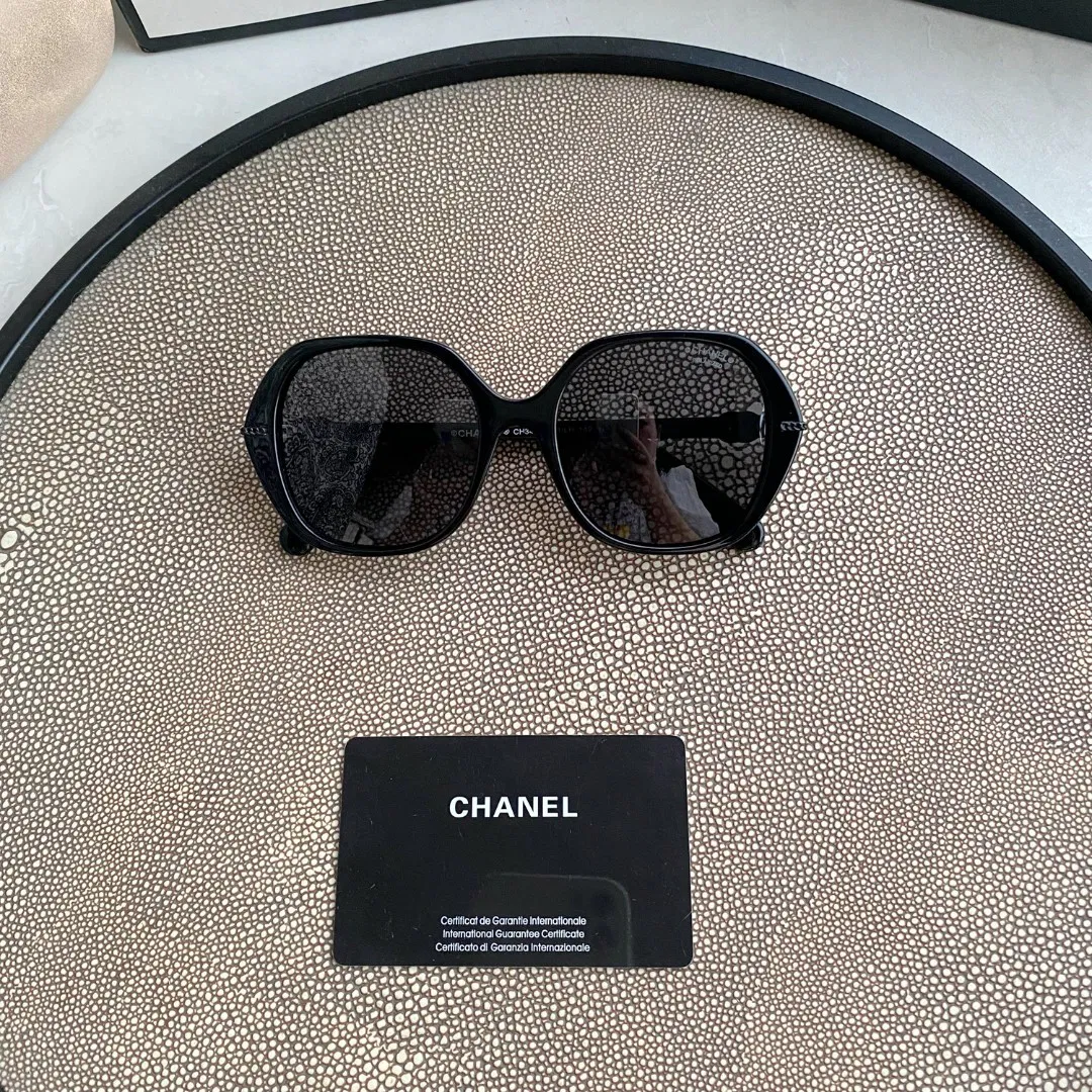 Round Sunglasses