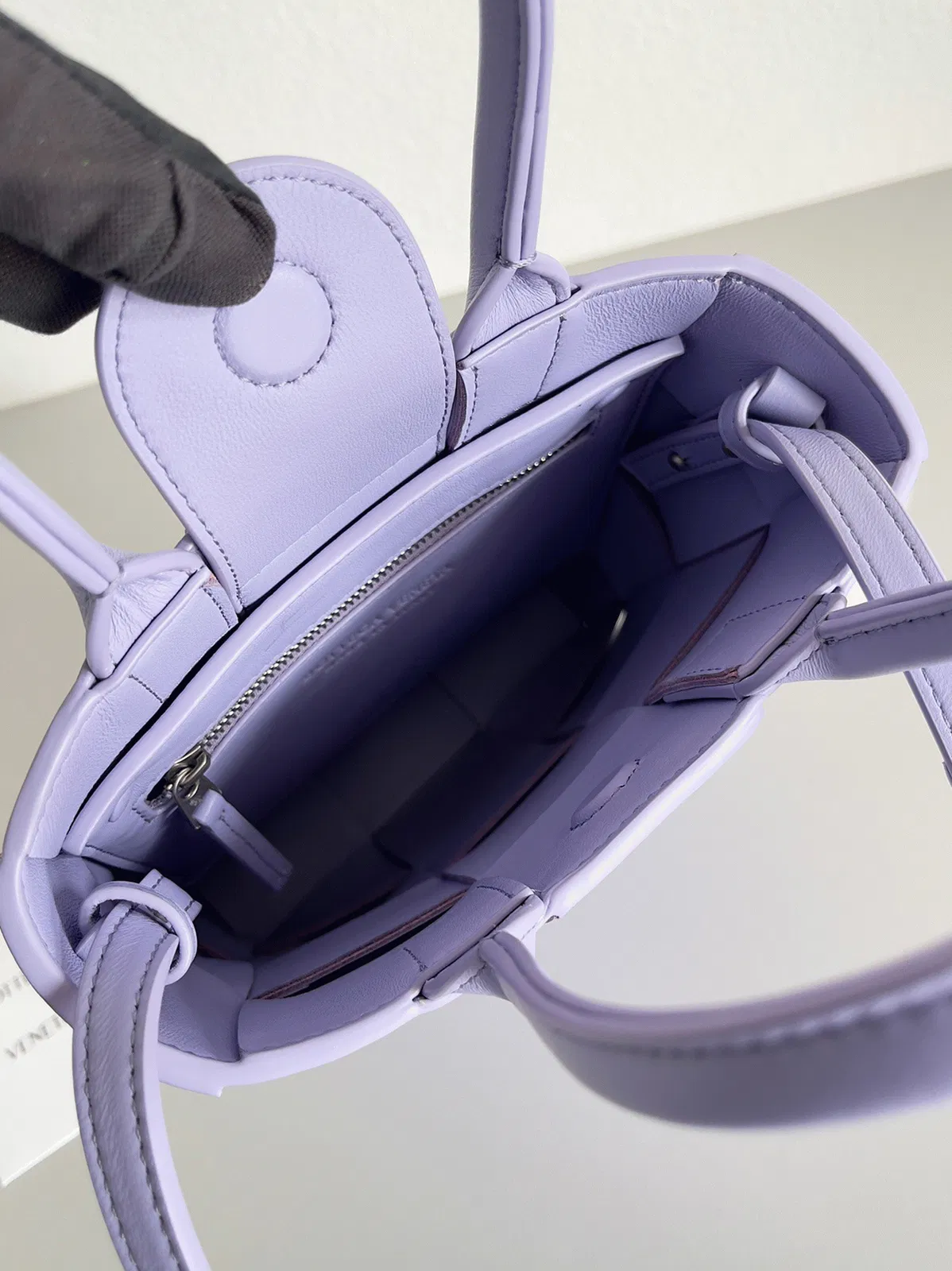 Bottega Veneta Cassette Mini Tote Bag Lilas — image 3