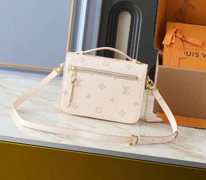 LV Metis Pochette Eden — image 3