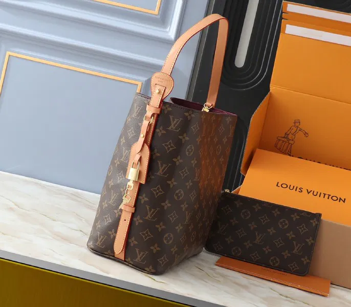 Monogram Canvas All In GM — image 5