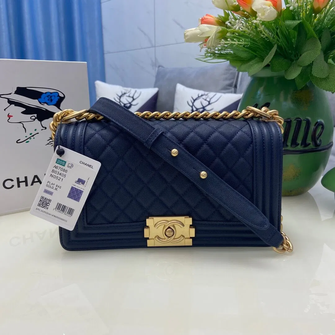 BOY CHANEL Handbag(high-end grade)