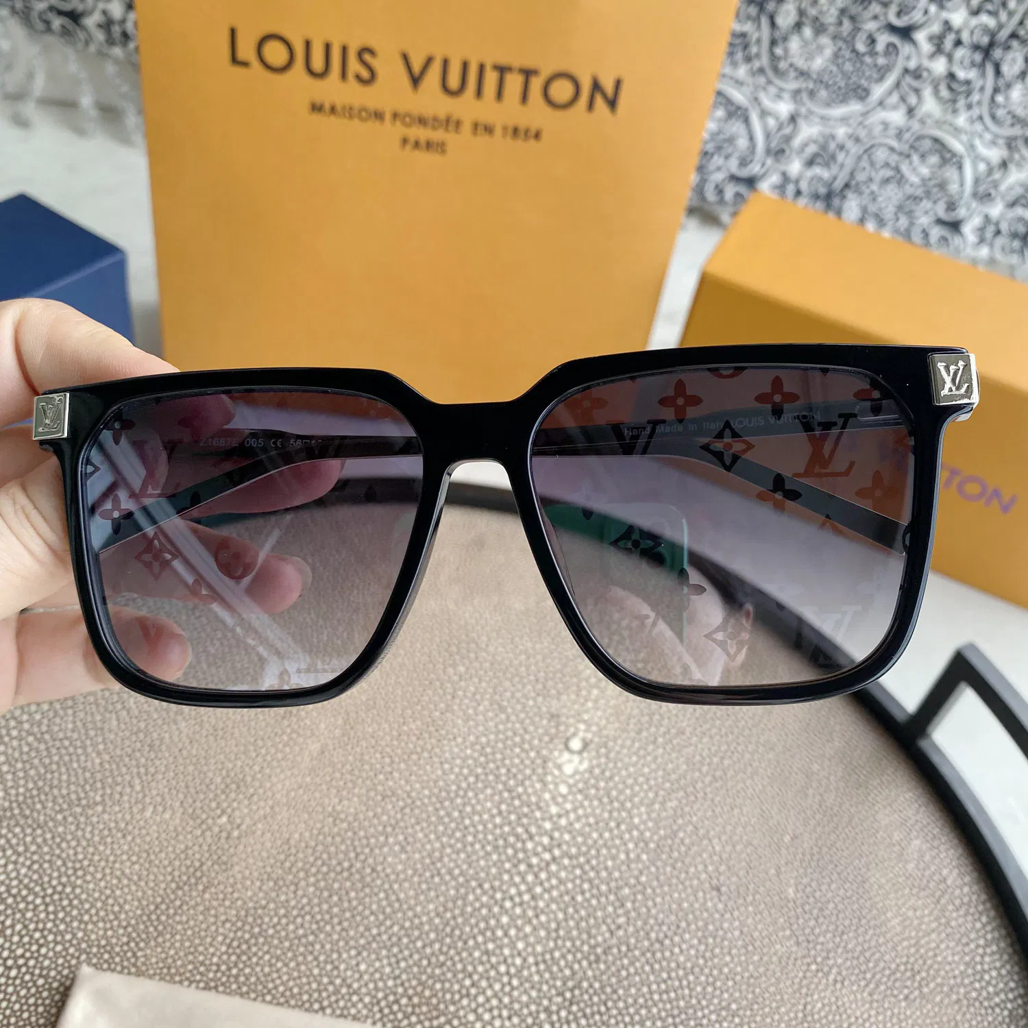 LOUIS VUITTON | rise square sunglasses — image 7