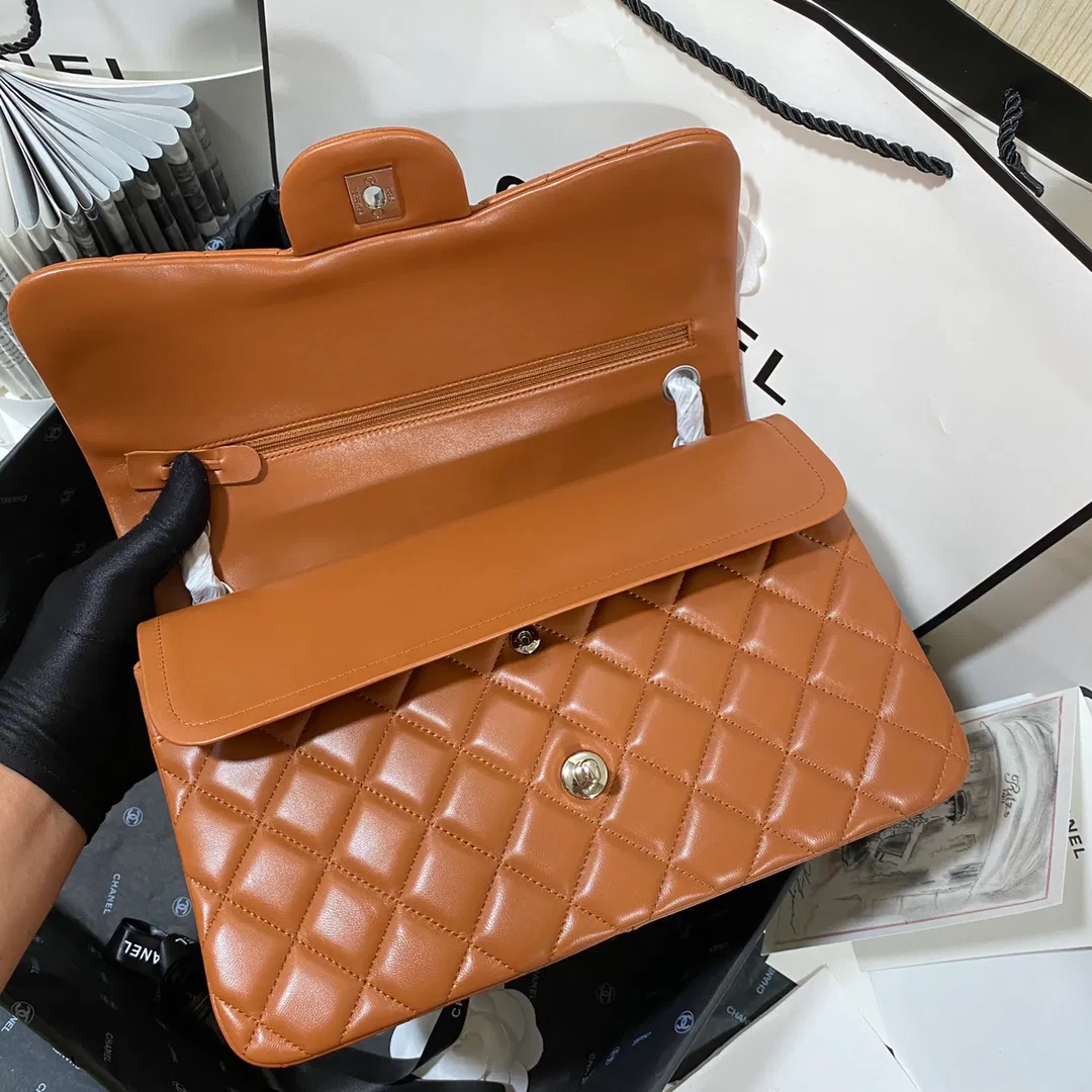 Chanel Flap Bag Large — image 8
