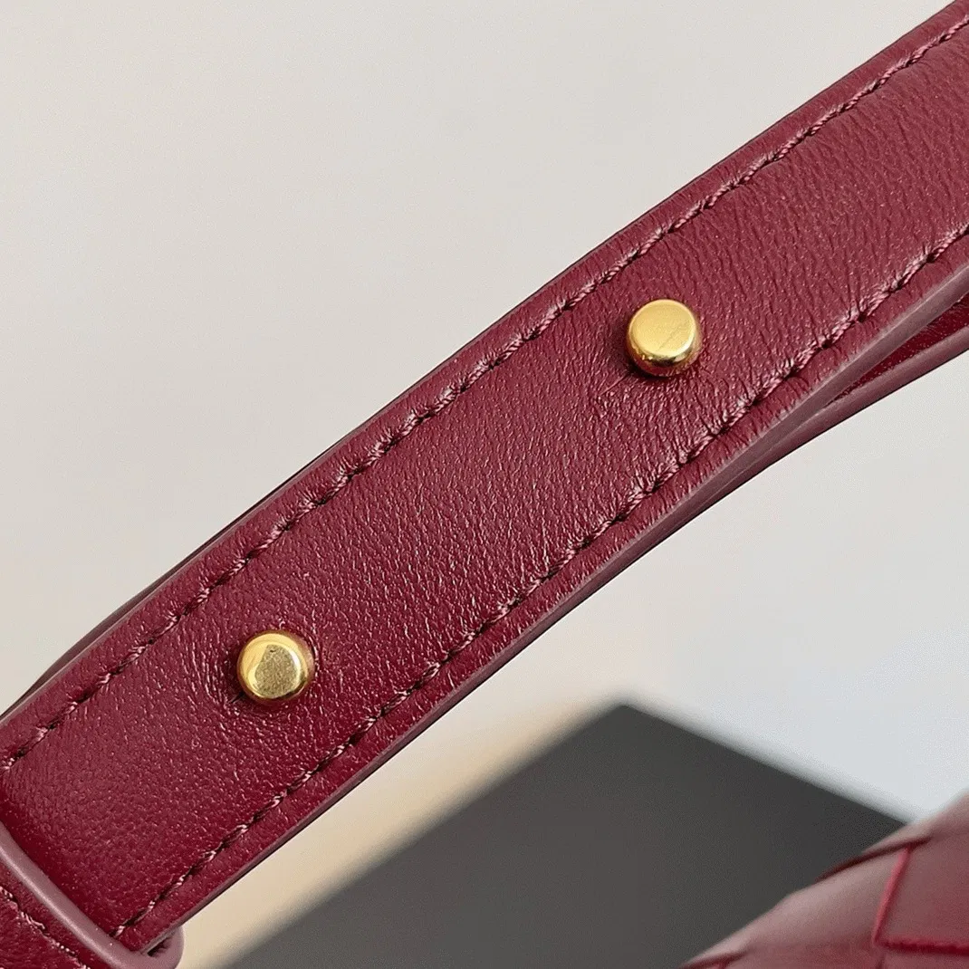 Bottega Veneta Mini Andiamo Cross-Body Bag Barolo — image 6