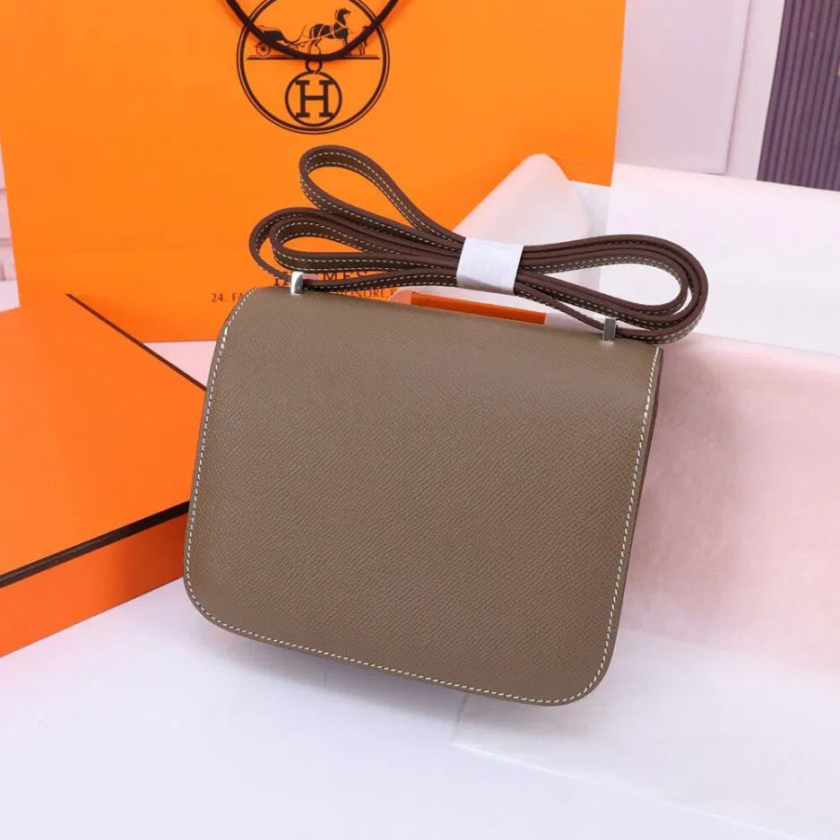 Hermes Constance 18 — image 2