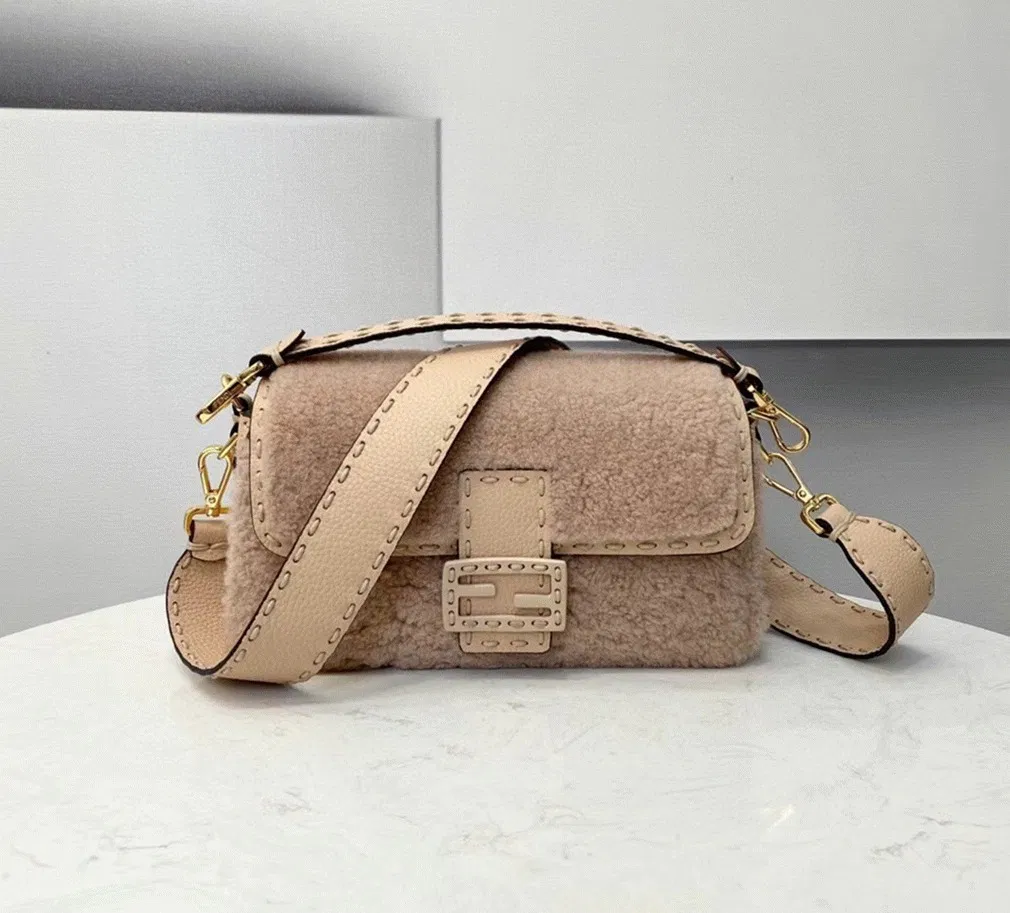 Top Quality Fendi Medium Baguette Bag In Beige — image 5