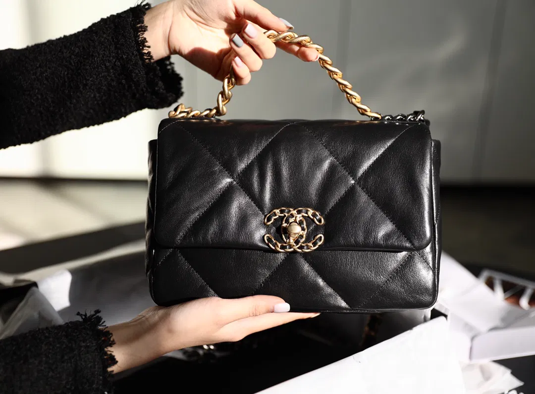 Chanel 19 — image 9