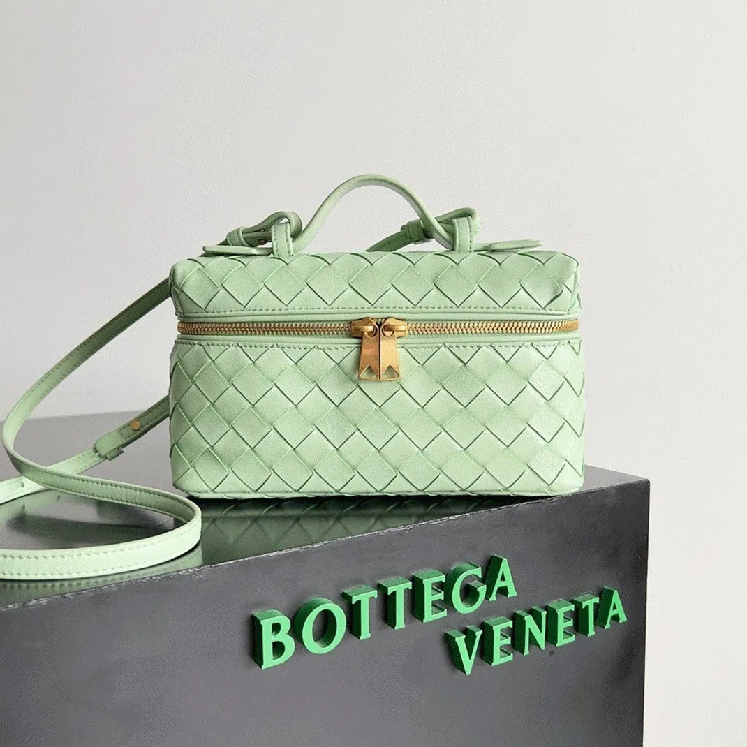 Bottega Veneta Bang Bang Vanity Case Mint — image 10