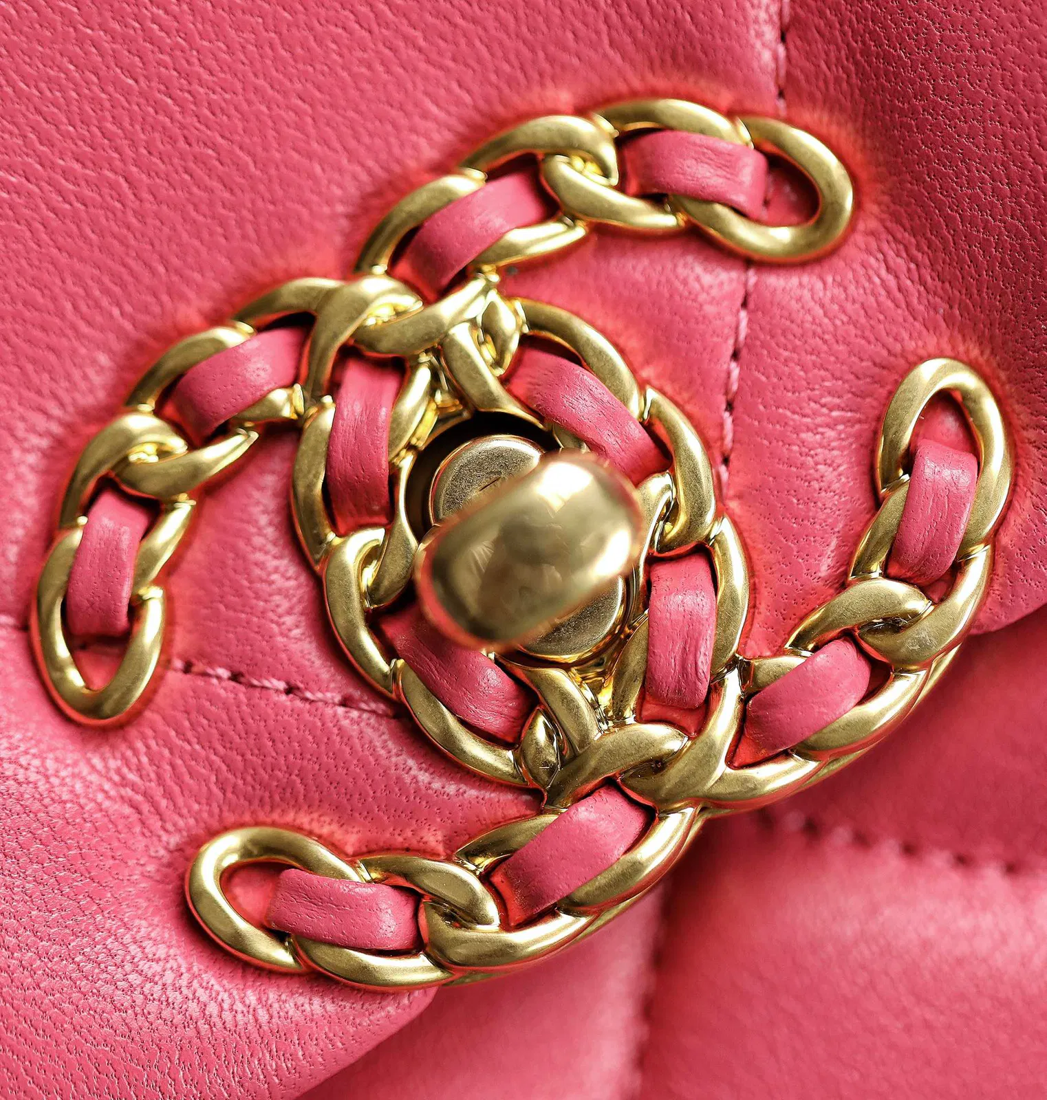 Chanel 19 — image 4