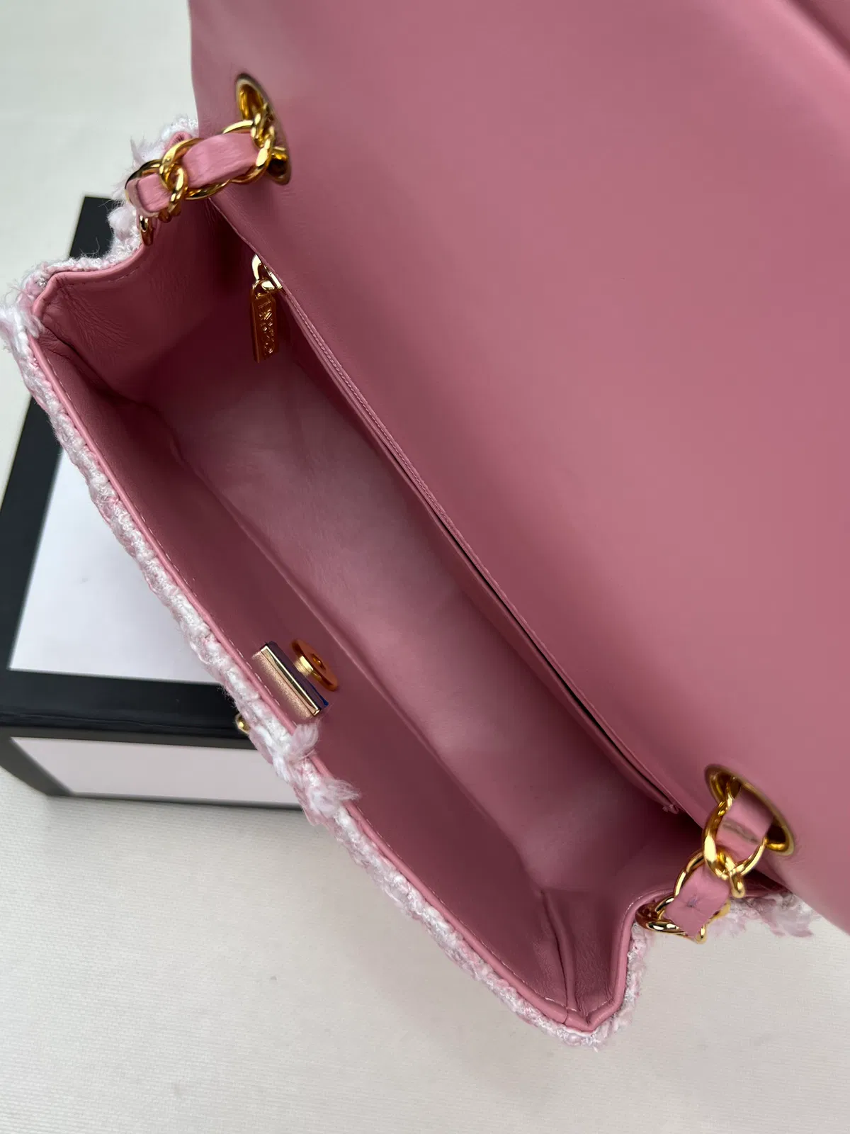 MINI CLASSIC FLAP BAG — image 5