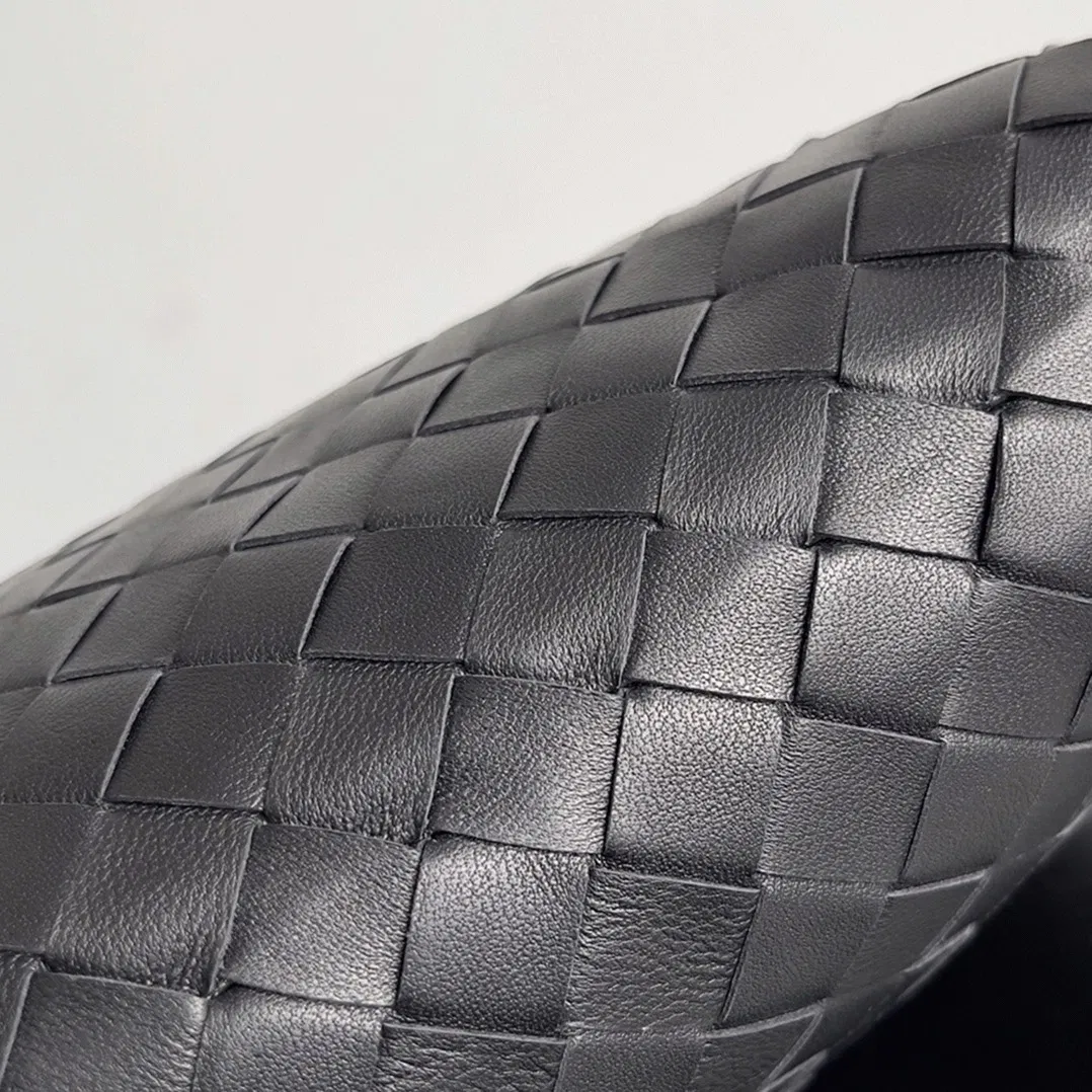Bottega Veneta Small Hop Bag Black — image 5