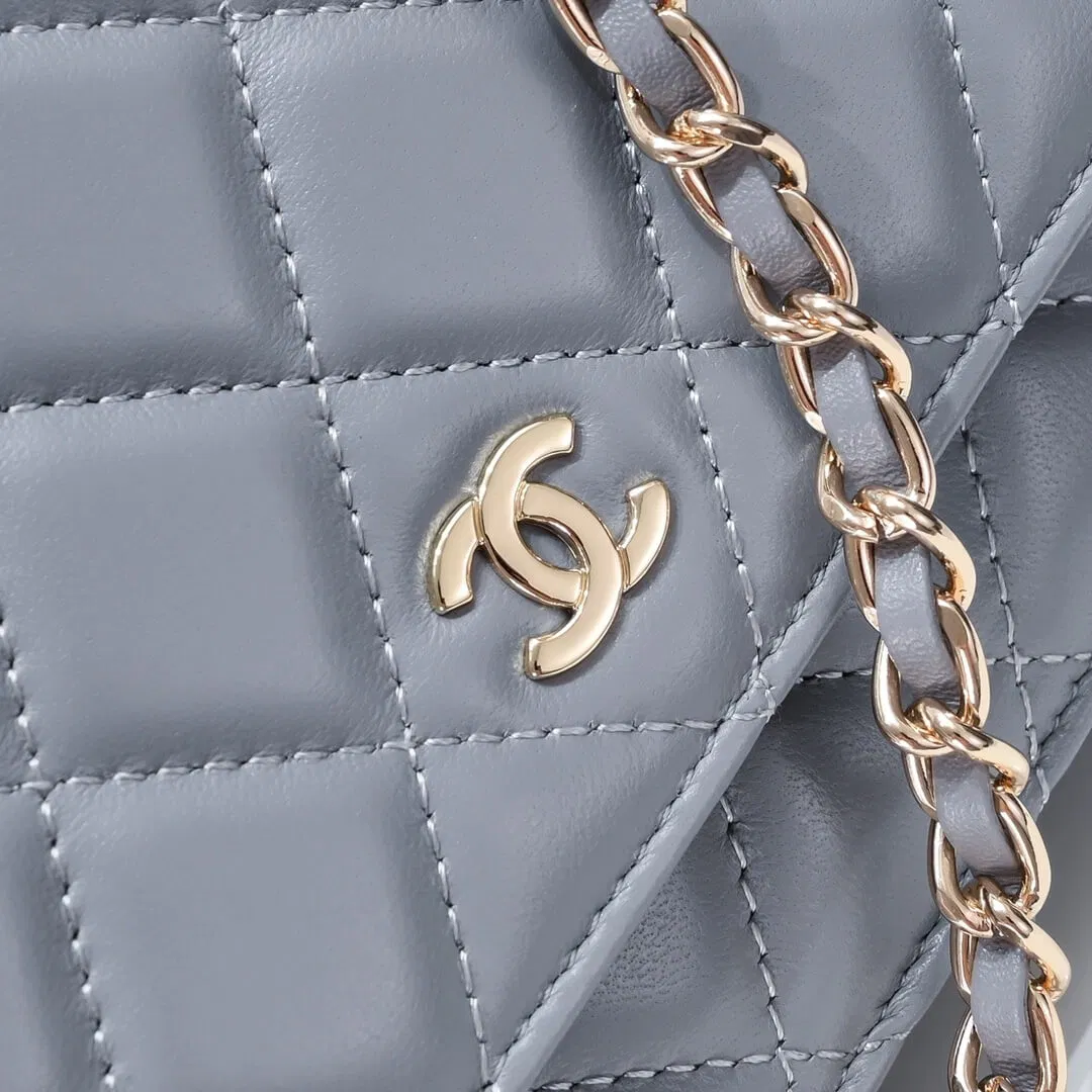 Chanel classic chain wallet — image 4