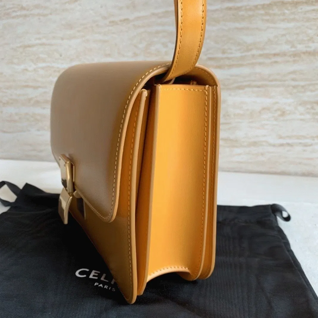 Top Quality Knockoff Celine Classic Box Medium Bag In Yellow — image 6