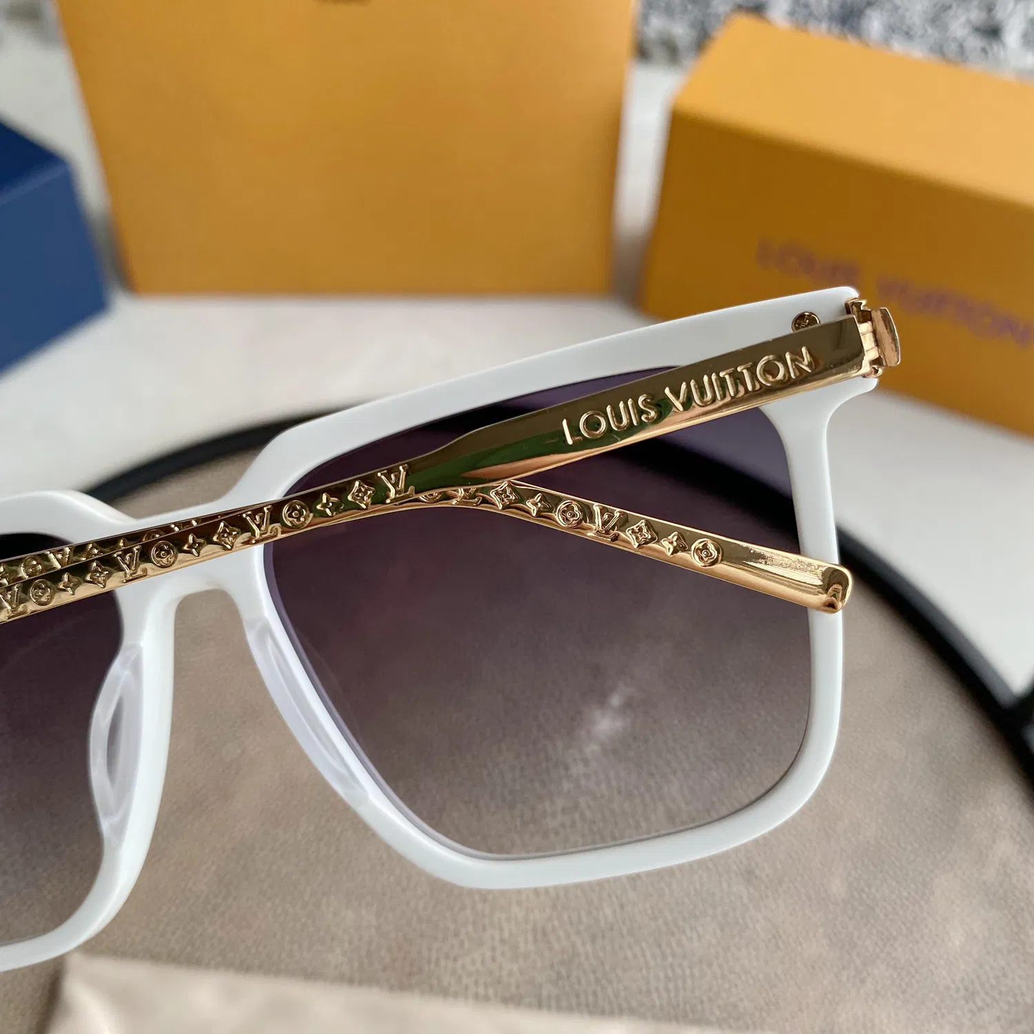 LOUIS VUITTON | rise square sunglasses — image 4