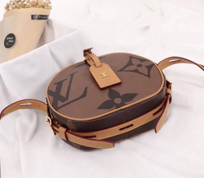 Louis Vuitton Monogram Reverse Canvas Boite Chapeau Souple Bag — image 4