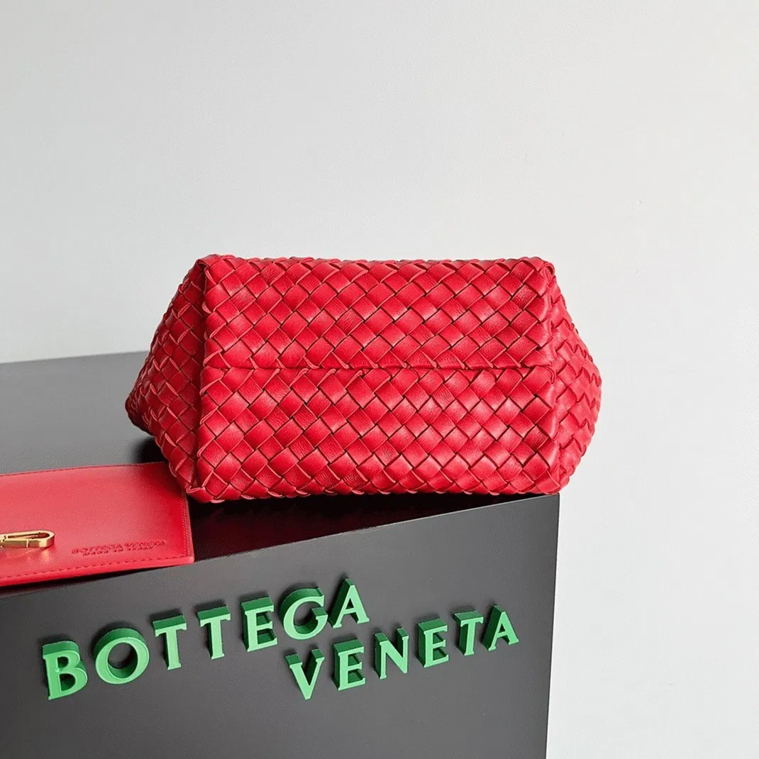 Top Quality Bottega Veneta Cabat Mini Bag In Red Intrecciato Lambskin — image 4