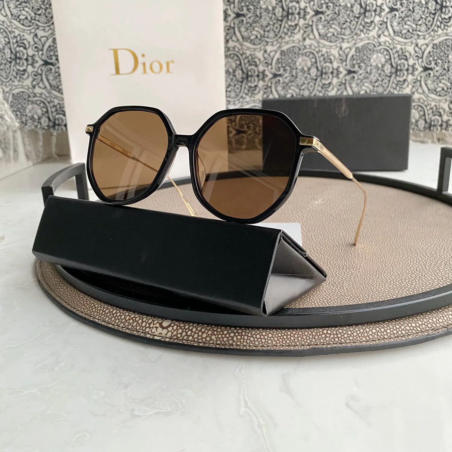 Round Sunglasses — image 8