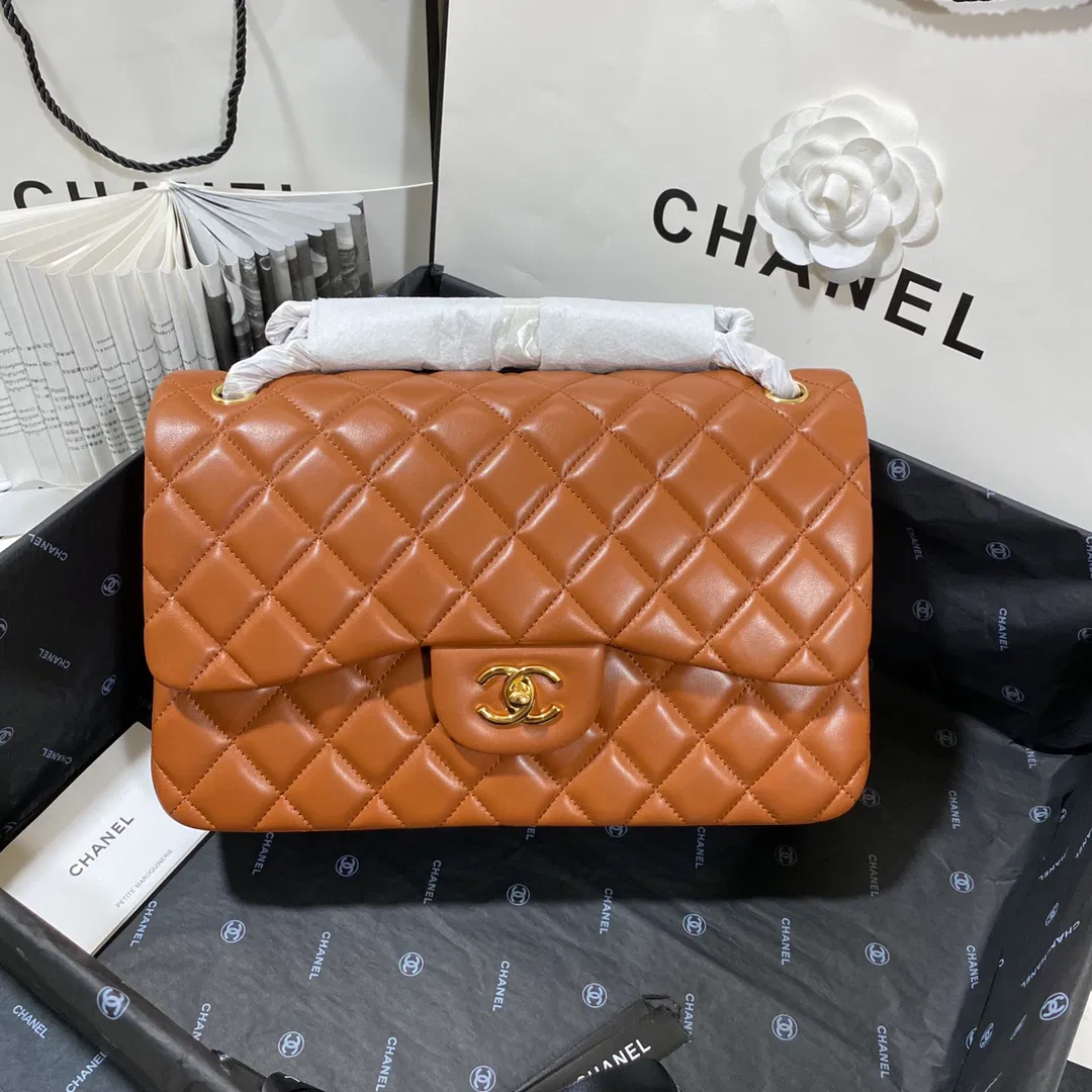Chanel Flap Bag Large — image 3