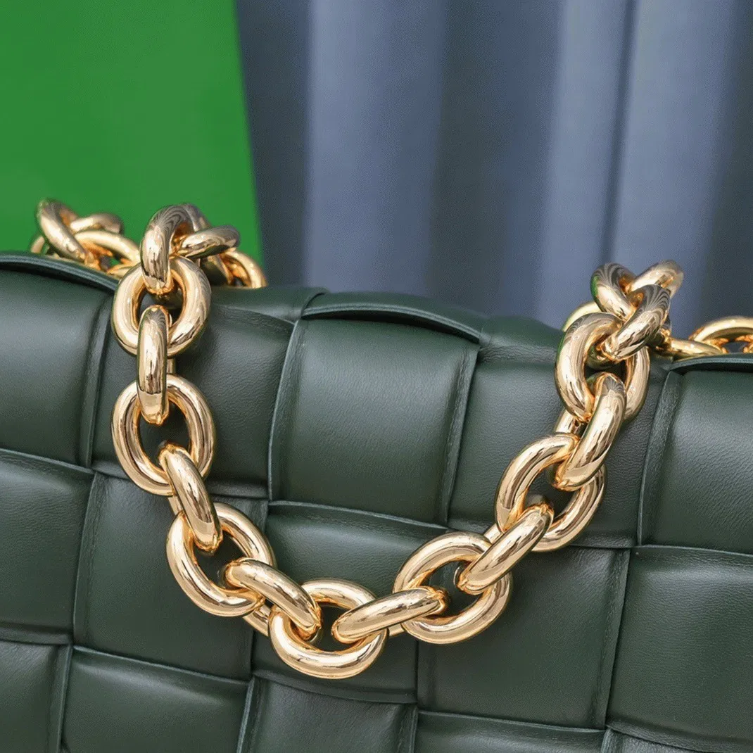 Top Quality Bottega Veneta Chain Cassette Bag In Raintree — image 8