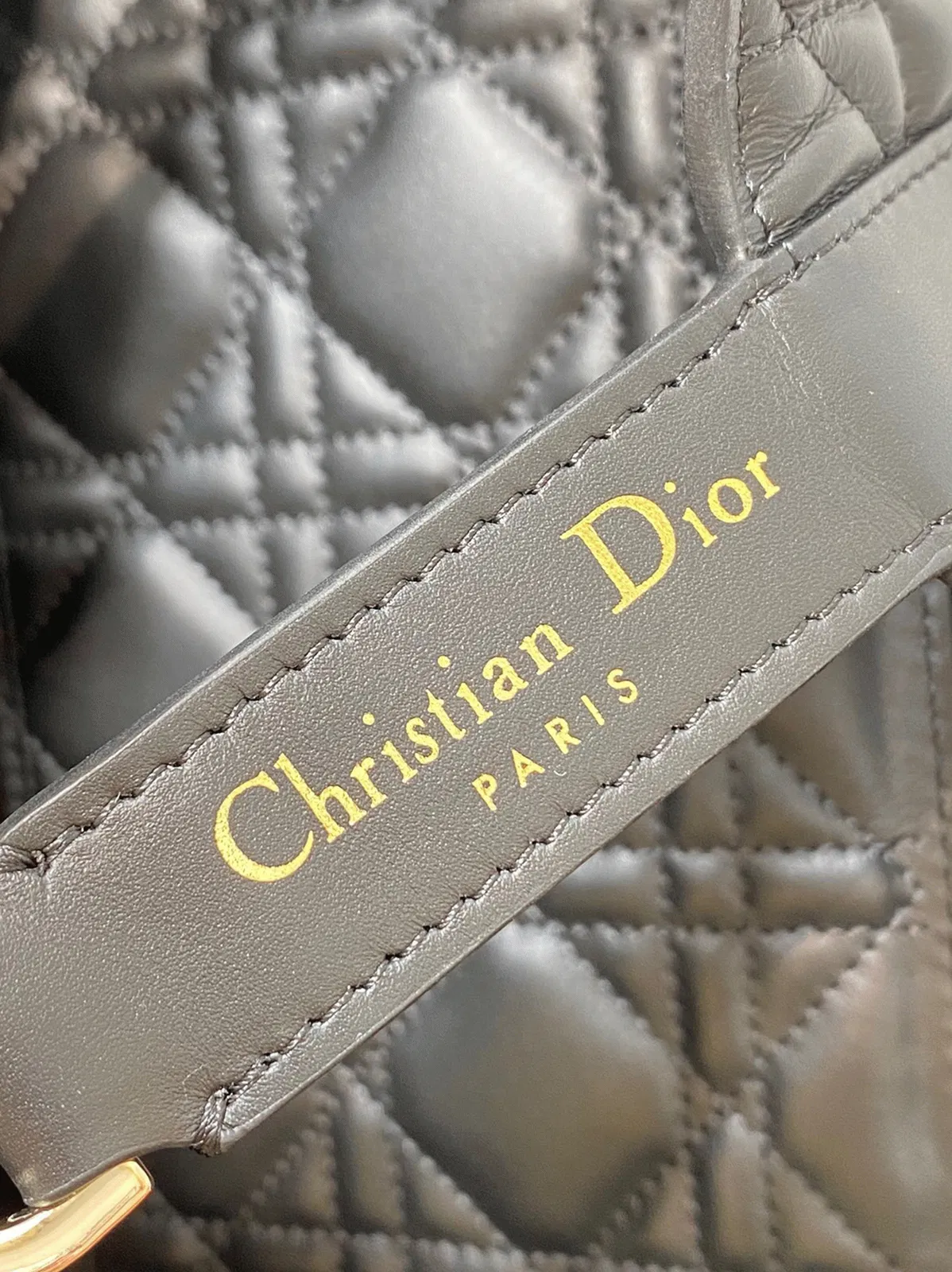 Dior Toujours Medium Bag in Black Macrocannage Calfskin — image 5