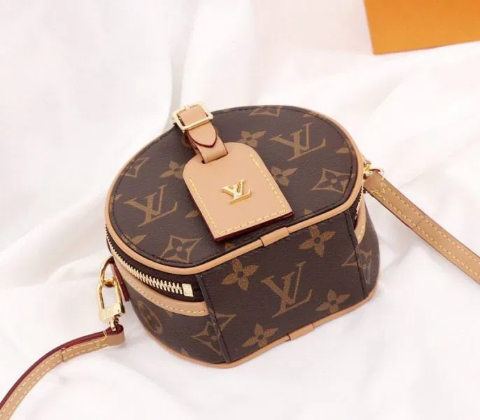 Louis Vuitton Monogram Canvas Mini Boite Chapeau — image 3