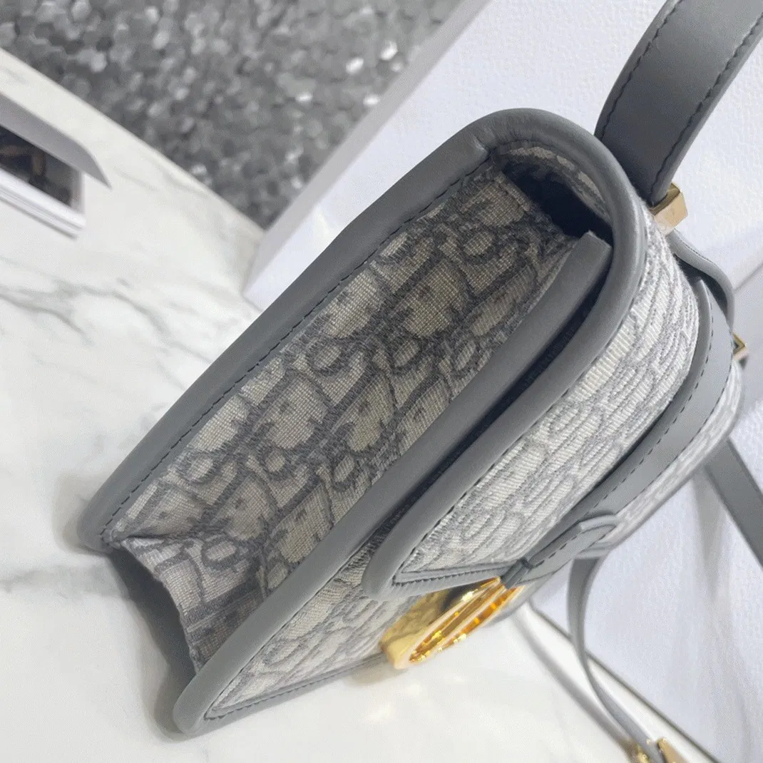 Dior 30 Montaigne Medium Bag in Grey Dior Oblique Jacquard — image 6