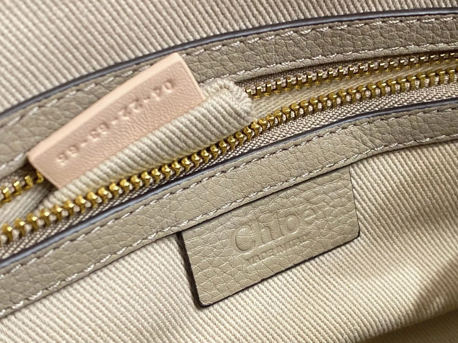 Top Quality Chloe Marcie Small Double Carry Bag in Sand Grained Leather — image 5