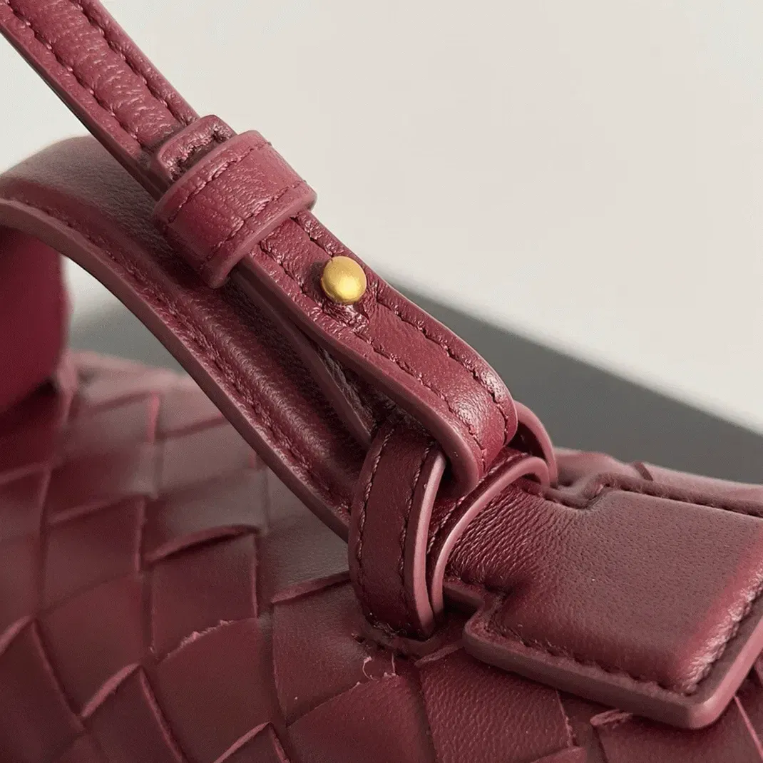Bottega Veneta Bang Bang Vanity Case Cherry — image 5