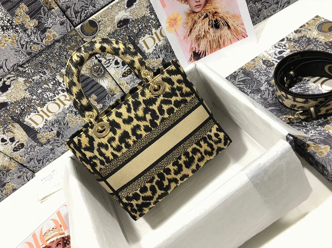 Dior Lady D-Lite Medium Bag in Beige Multicolor Mizza Embroidery — image 8