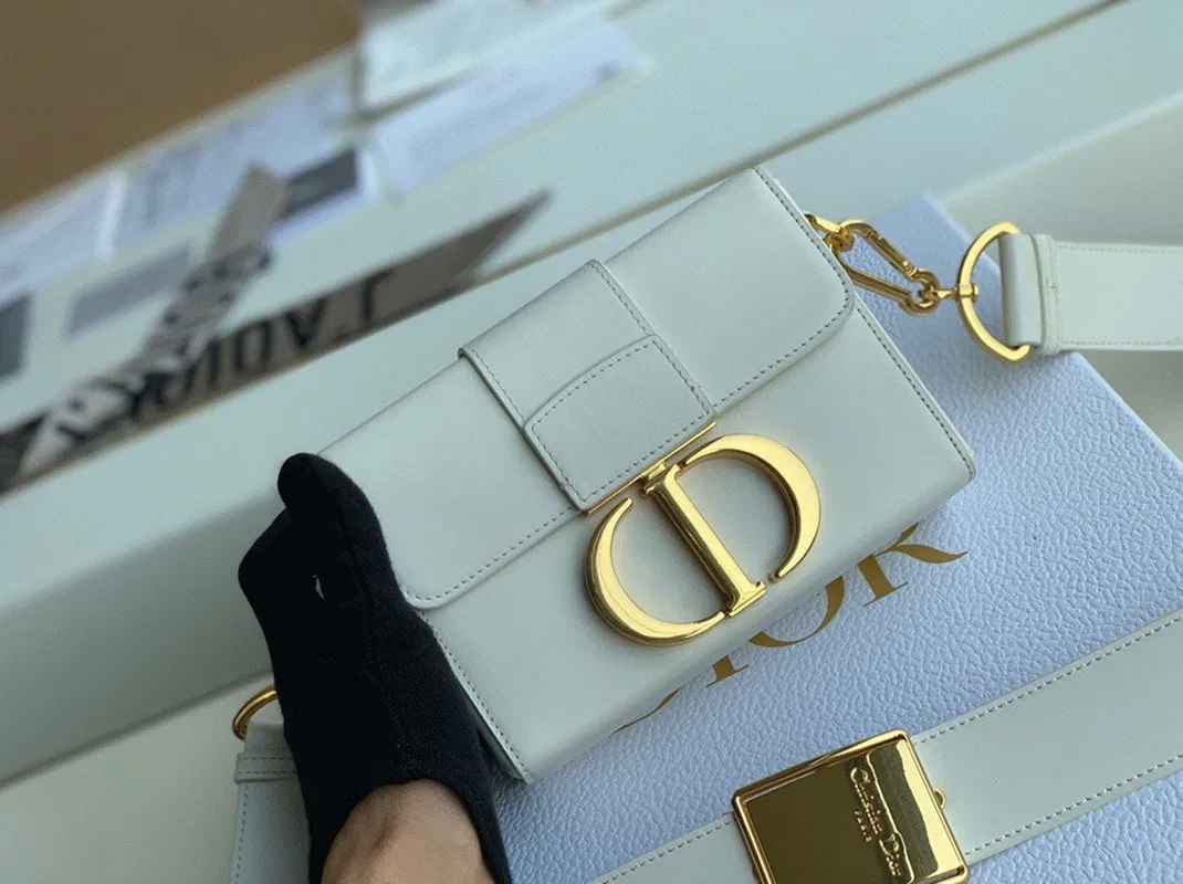 Dior 30 Montaigne Box Bag Knockoff in White Box Calfskin — image 3