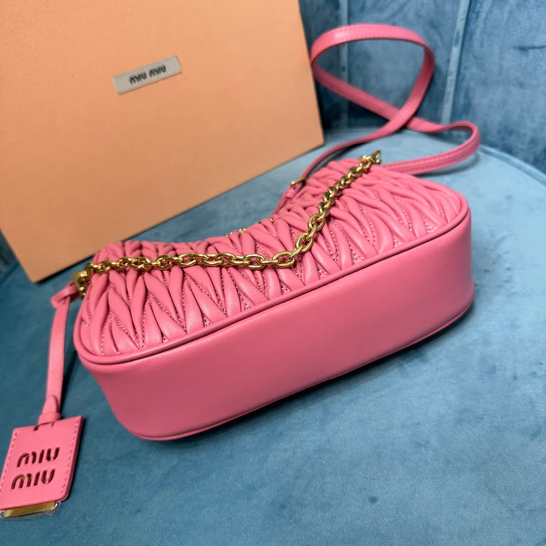 Matelassé Leather bag — image 6
