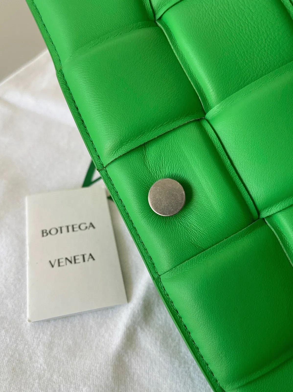 Top Quality Knockoff Bottega Veneta Padded Cassette Bag In Parakeet — image 4