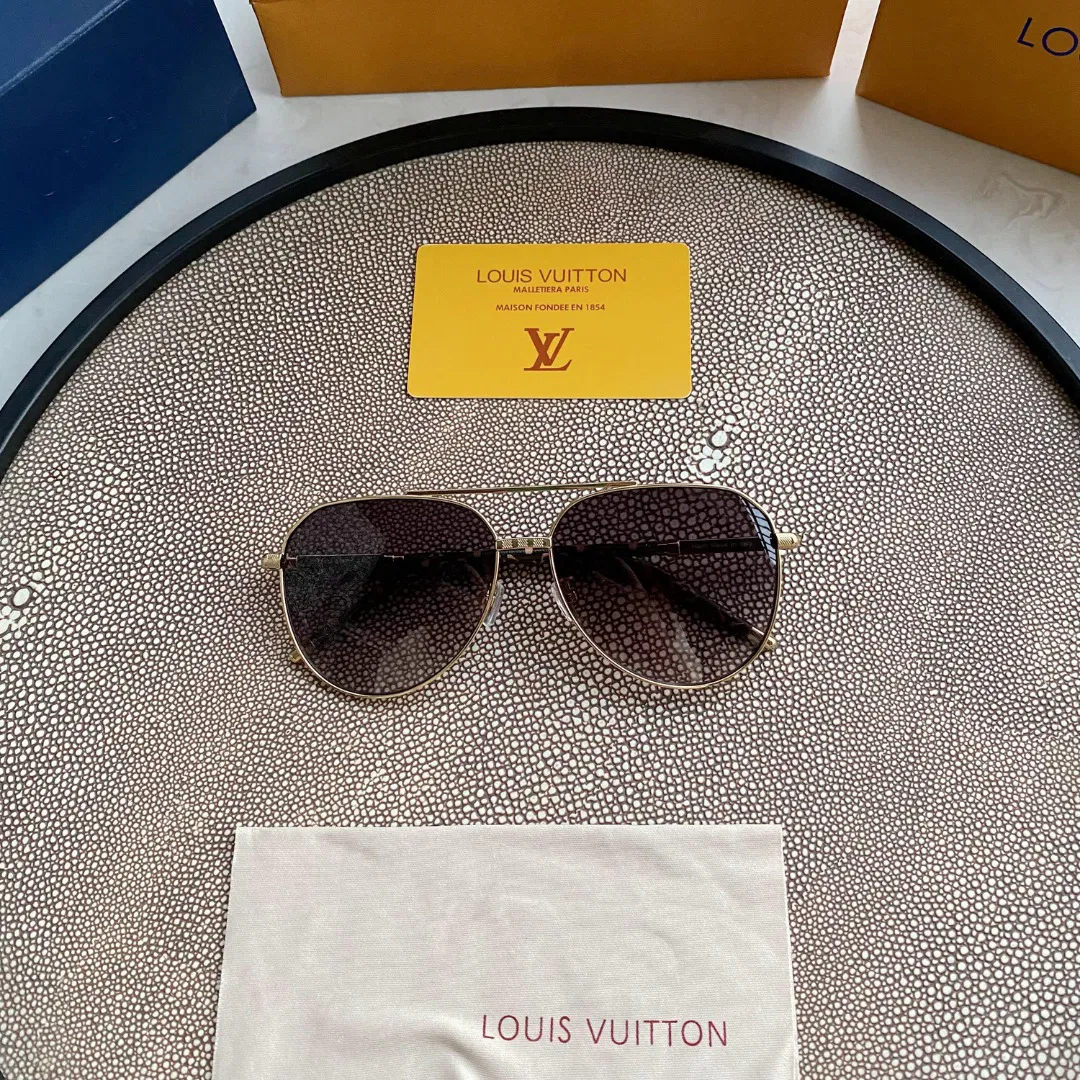 MATTHEW WILLIAMSON MAGNOLIA SUNGLASSES IN YELLOW GOLD