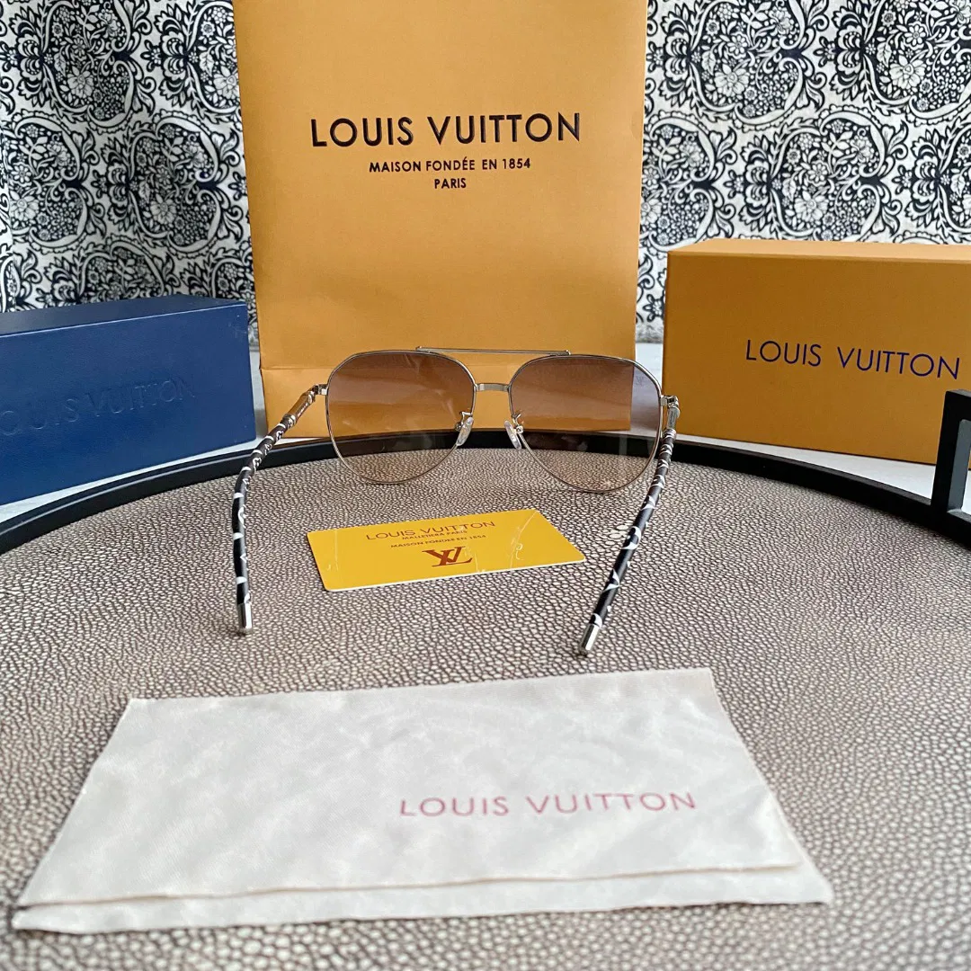 LV SUNGLASSES — image 8
